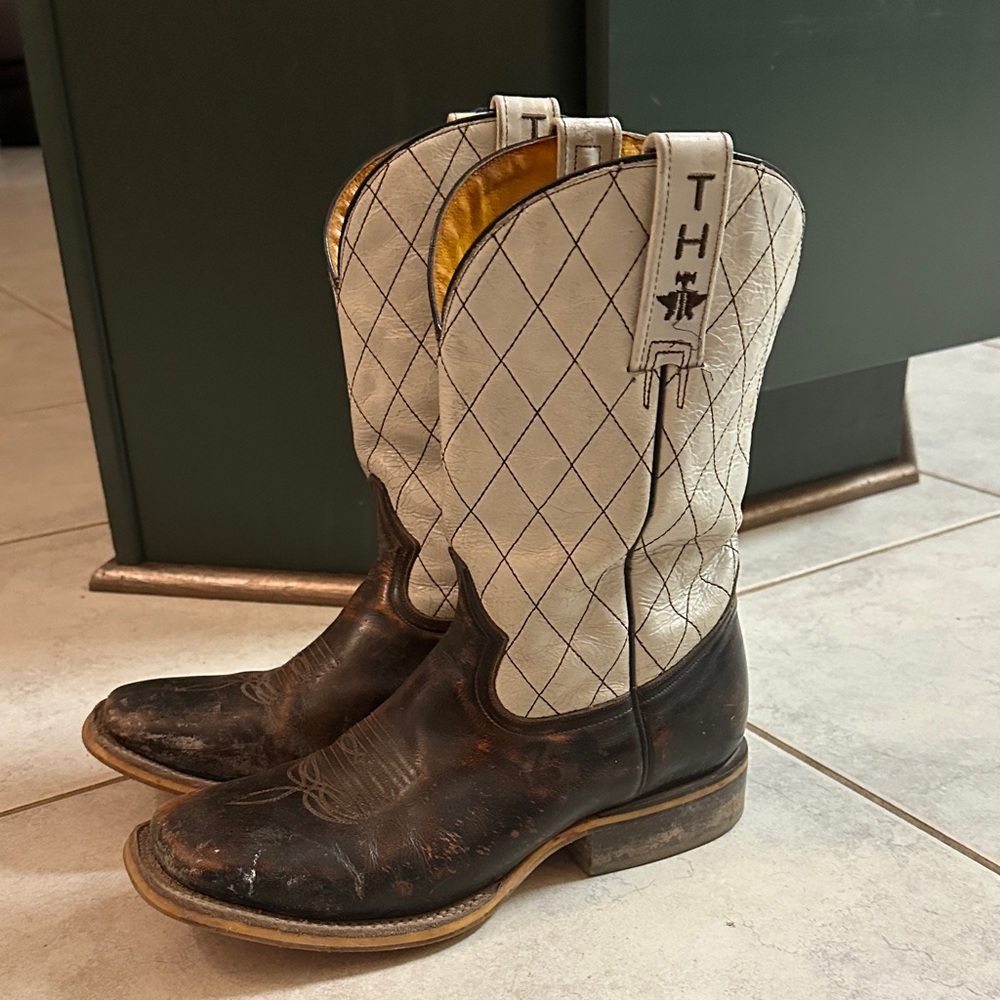 Tin Haul Western Cowboy Boots - brown and white